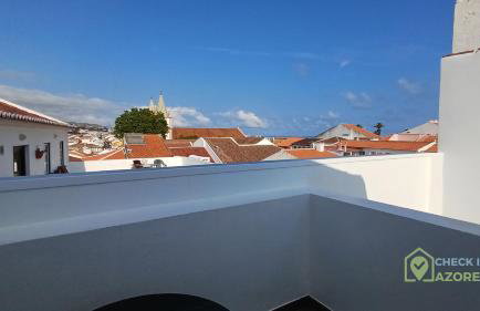 Terraço e vista deslumbrante no centro de Angra - Foto 2