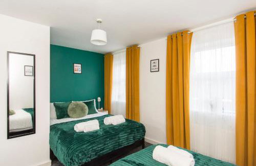 Workers Families Pet Friendly 7Bed 2Bath and WC Free Parking Garden 14PPL - Photo 23