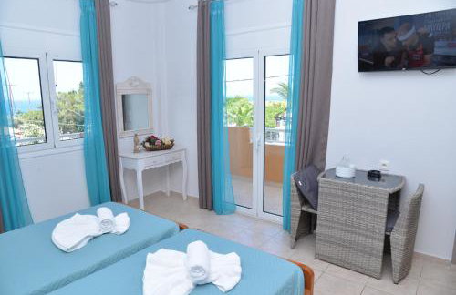 Sunny Rooms - Photo 1