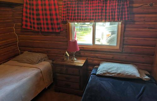 Catalina - Cute and Comfy with AC & Kayaks! - Photo 29