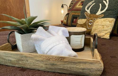 Buckeye Bear's Den-AC-Walking Distance to town - Foto 34