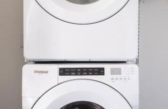 Modern Studio Apt with Rooftop, Gym, and Parking - Foto 14