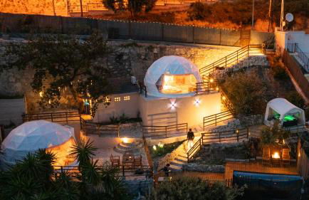 AAA View Private Terrace Outdoor Heated Hot Tub Family Fun - Photo 1