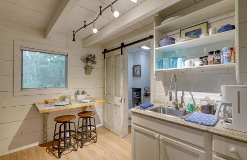 Nantucket Cottage with Fishing Dock and Sunsets - Foto 8