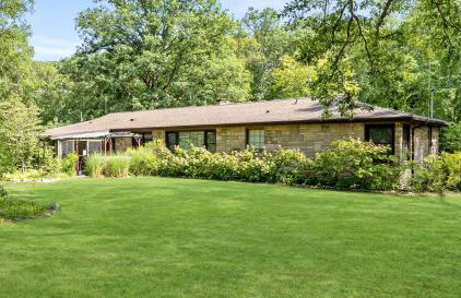 Dog-Friendly Nature Escape with Hot Tub and Fire Pit - Foto 9