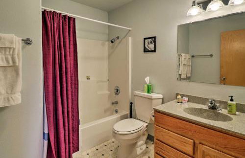 Trego Cabin with Mountain Views and Lake Access! - Foto 12