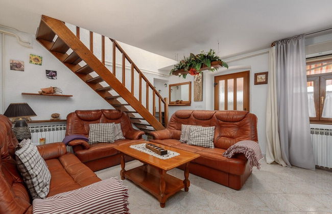 Spacious Holiday Home in Istria Croatia With Pool - Foto 10