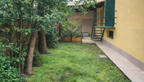 Corner of Paradise - Entire Deluxe Apartment with Private Garden - Foto 3, Garden, Garden view