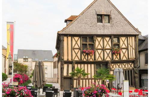 Cottage Mackinley, séjour spacieux et chaleureux, salon de jeux, grande salle à manger, 15 pers, Centre Historique, gare TER - Foto 52