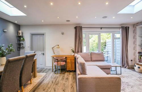 Direct train to Victoria-Family House - Foto 5