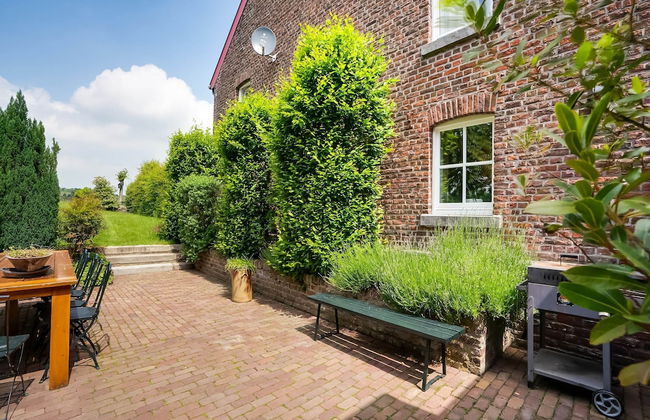 Voeren Mansion With Garden - Foto 18