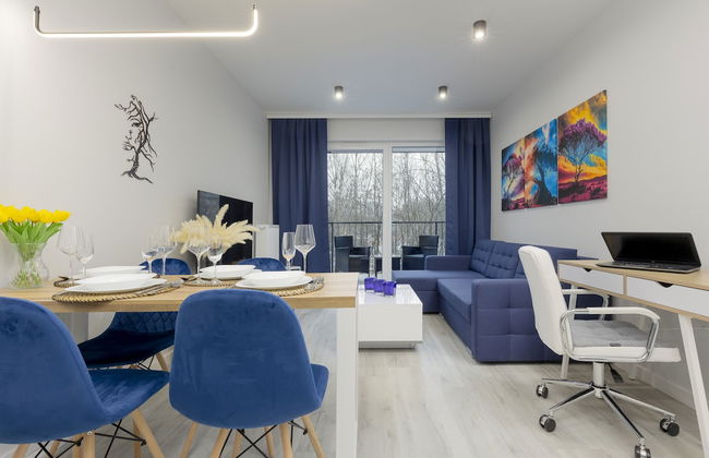 Dark Blue and Grey Apartment by Renters - Foto 9