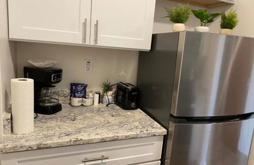 Adorable Studio Apartment in Gadsden, AL - Photo 6