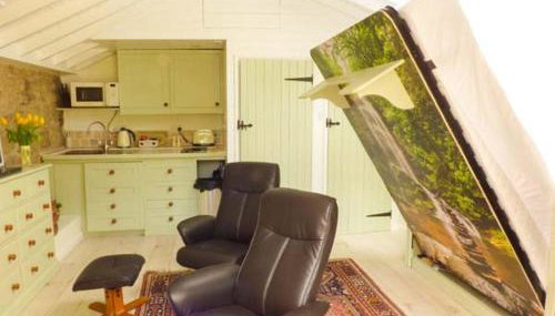 Beech View - Photo 3