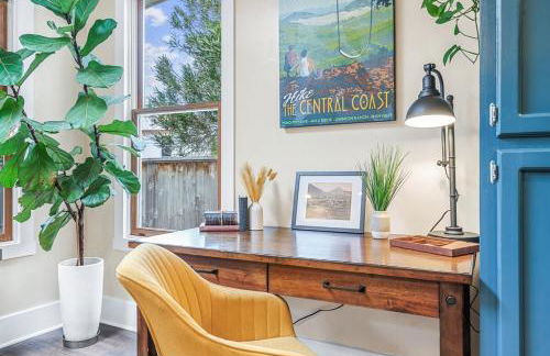 1884 Elegant Home Fire Pit, Tesla Tech, Near DT - Foto 32