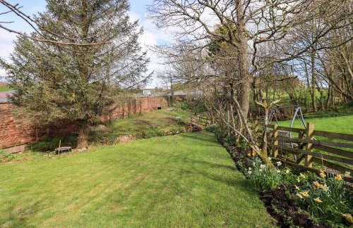 Yew Tree Cottage - Photo 33