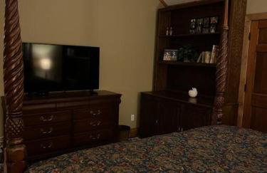 Oxford Chalet Getaway with Lake/Beach Access - Foto 15