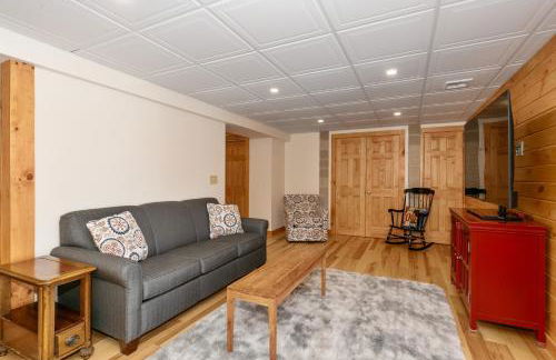 Hermit Lake Winter Retreat Ski, Skate & Game Room - Foto 29