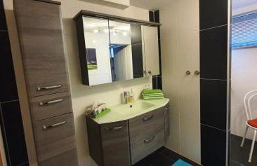 Ferienwohnung 3,2 km von Saarloius entfernt mit Terrasse und Garten - Foto 14