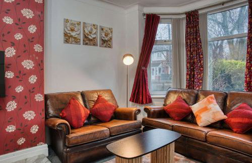 Modern 3BR Manchester Home Sleeps 7 Parking - Foto 47