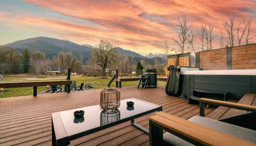 Luxe Mountain Retreat in N Cascades hot tub sauna - Foto 2