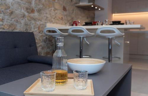 Villa Samos - Renovated stone villa with private pool- 2 min from the sea! - Foto 50