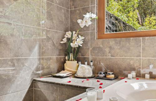 Volcano Tea House Cottage-SpaBath-HotTub-FirePlace - Foto 62