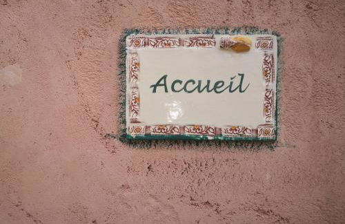 GÎTE DE L 'OCRE NICE VIEW - Foto 19