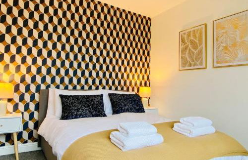 uSnooz I Charming 4-Bed Halifax Home with Garden - Foto 1