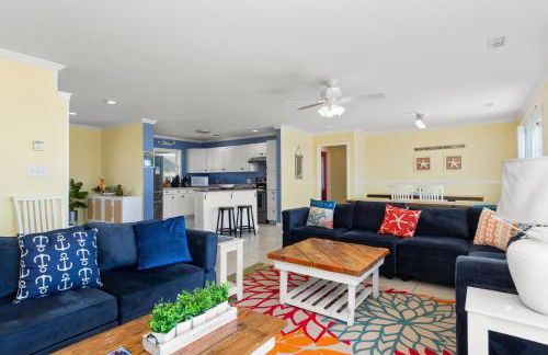 By The Beach by Emerald Isle Realty - Foto 9