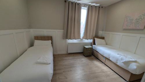 Numero Uno Ensuite 3BR Flat Hot Tub Wifi Parking Contractor and Group Friendly - Foto 4