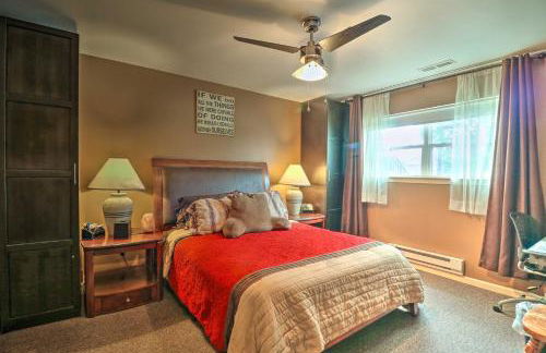 Urban Escape with Patio - 2 Mi to Downtown Detroit! - Foto 9