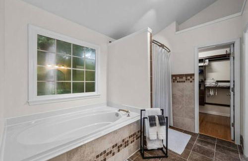 Stunning 5 bedroom/3 bath home in Hope Valley Farm - Foto 6