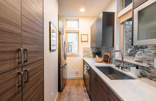 Rooftop access and Views Lake Union Lookout - Photo 27