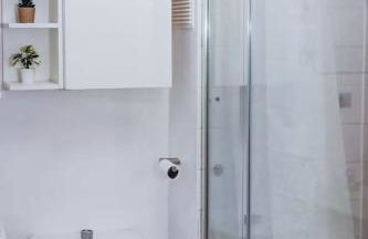 2BR Penthouse Flat in West London Near Elizabeth Line - Foto 26