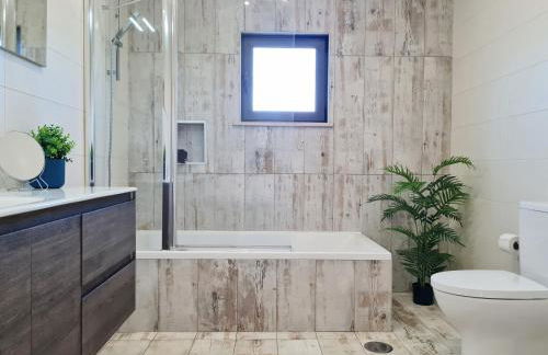 CASA LIMÃO - Private Pool & Garden - Beach & Center 650m - Foto 30