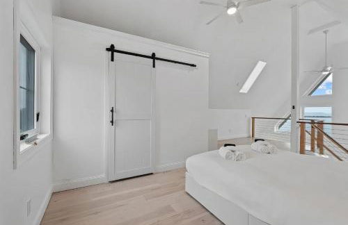 Cuttyhunk Waterfront - Private Beach & Patio - Foto 13