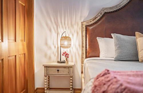 Upscale Couple's Getaway Hot Tubs - Foto 21