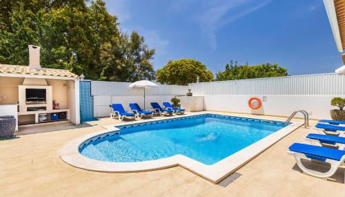 Villa Chiquito Albufeira - Private Pool&Parking - BBQ&AC&WI-FI - Foto 3