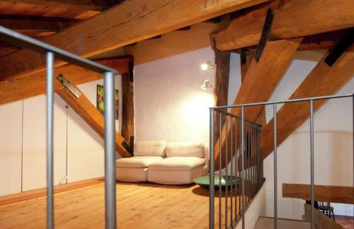 A Castle Stay in Wine Country - Foto 33