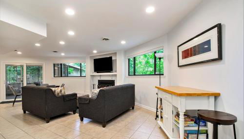 The Tulip Tree House - Photo 2