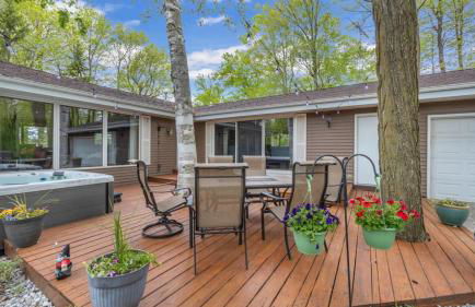 Beautiful private home in the woods BONUS Hot Tub - Foto 11