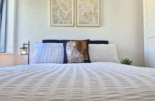 Free Parking Large Balcony Central Location - Foto 15