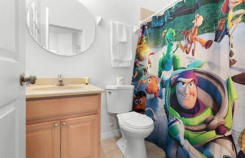 Oakwater Resort Home w/ Arcade & Pool Table - 15 Min to Disney - Foto 9