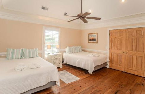 18 Fiddlers Cove Dr - 5 Bed/4 Bath w/ Resort Access & Golf Cart! - Photo 53