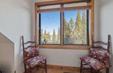 Ellis Peak by Avantstay Beautiful Mckinney Cabin w/ Filtered Lake Views - Foto 38