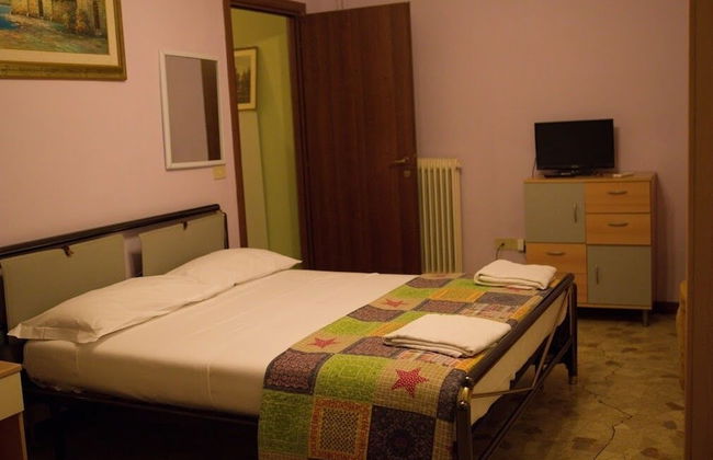 Caponi Bros - Photo 6