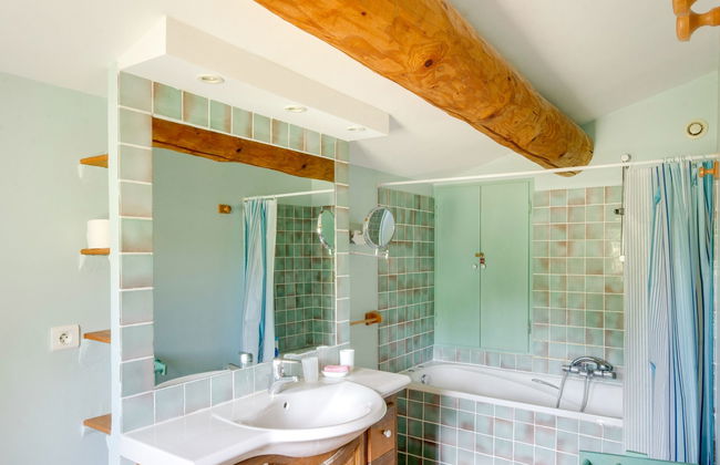 3 bedroom House in Saint-Martin-de-Castillon with private pool and garden - Photo 18