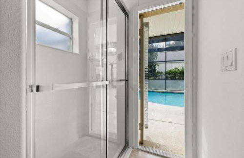 373 - Stunning 4 Bedroom Villa with own Private South East Facing Pool - Photo 49