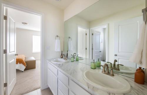 The Stylish Stay Is A Brand New Construction - Foto 17